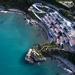 Hotel apartamentowy Blue Bay 4*