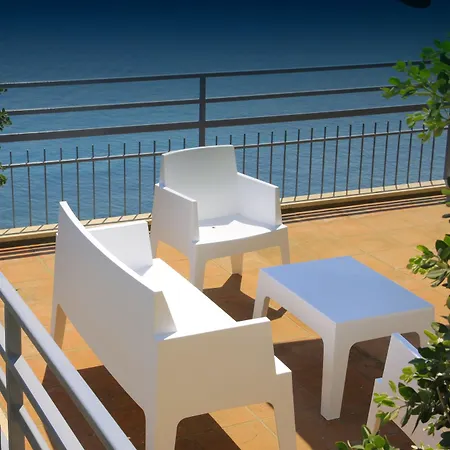Ξενοδοχείο με διαμερίσματα Blue Bay 3*