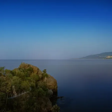 Blue Bay Ξενοδοχείο με διαμερίσματα