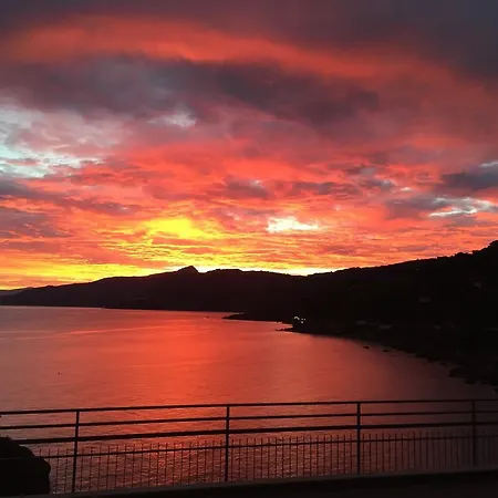 Blue Bay Ξενοδοχείο με διαμερίσματα 3*