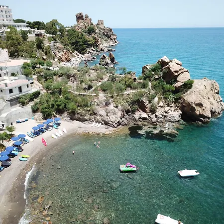 Blue Bay Aparthotel 4*