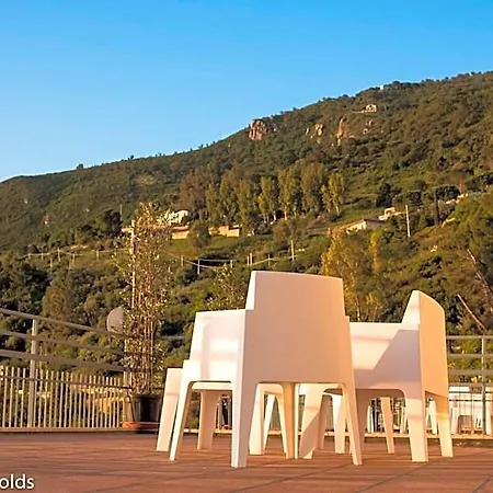 Aparthotel Blue Bay 4*
