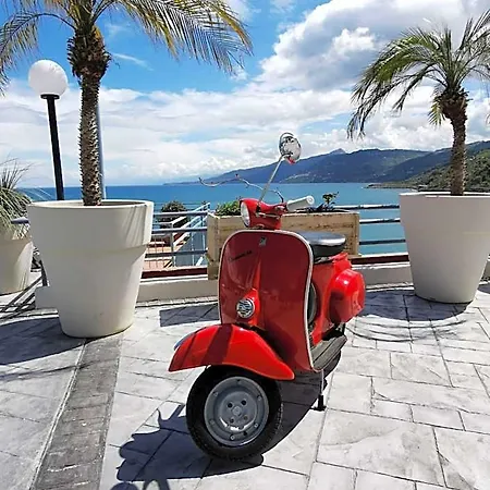 Blue Bay Aparthotel