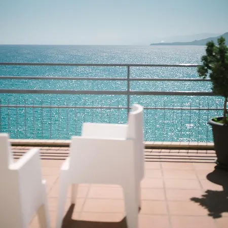 Blue Bay Apartahotel