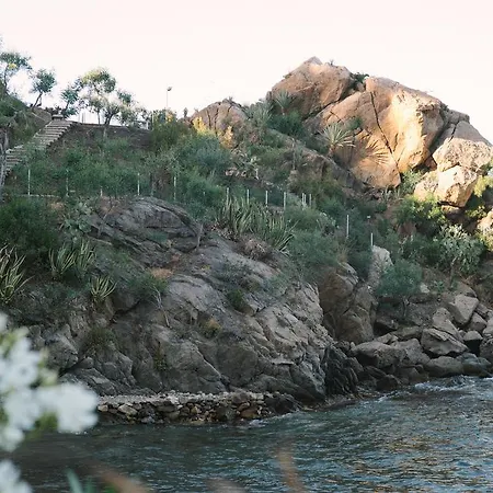 Blue Bay Ξενοδοχείο με διαμερίσματα Cefalù