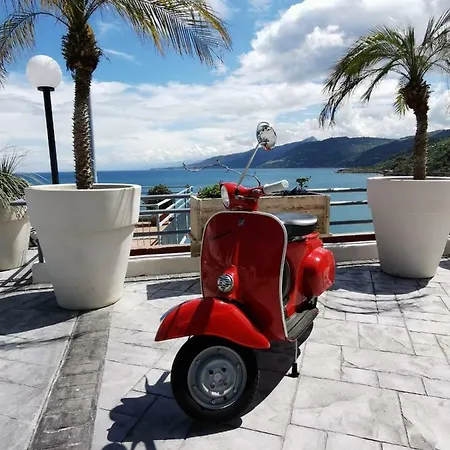 Blue Bay 3*