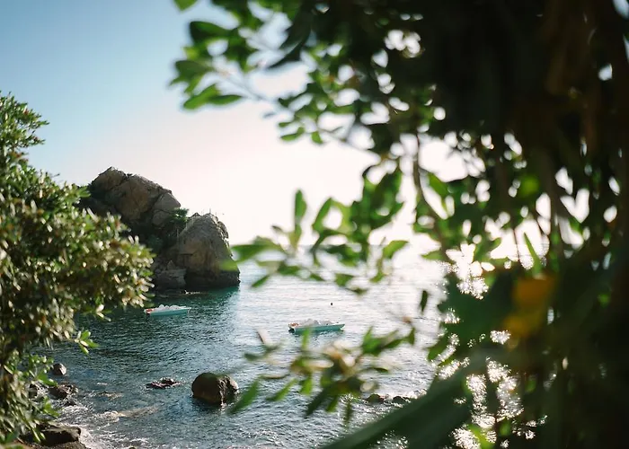 Blue Bay تْشيفالو